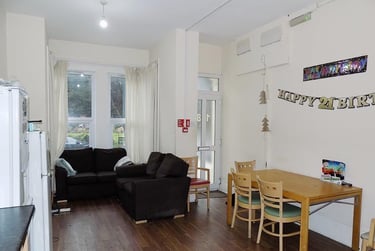 8 bed house, Landport Terrace, University of Portsmouth, Portsmouth, PO12RG - Image 2