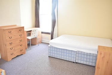 6 bed house, St Andrews Road, University of Portsmouth, Portsmouth, PO51EX - Image 13