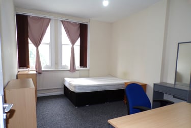 6 bed house, Aylward Street, University of Portsmouth, Portsmouth, PO13PH - Image 12