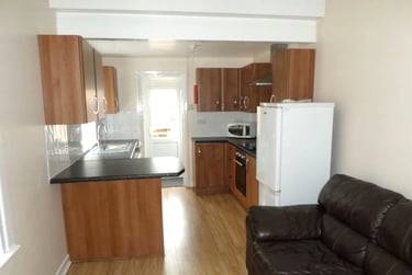 5 bed house, Hudson Road, University of Portsmouth, Portsmouth, PO51HD - Image 1