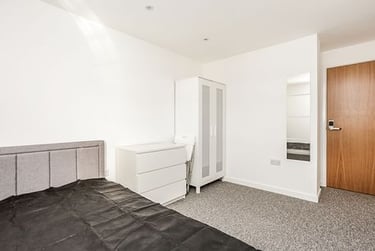 1 bed house, Telephone Road, Fratton, Portsmouth, PO40AZ - Image 4