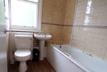 4 bed flat, Aylward Street, University of Portsmouth, Portsmouth, PO13PH - Image 5