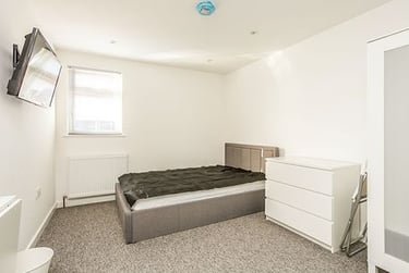 1 bed house, Telephone Road, Fratton, Portsmouth, PO40AZ - Image 5