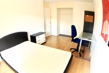 3 bed flat, Greetham Street, University of Portsmouth, Portsmouth, PO54LJ - Image 5