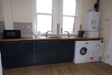 4 bed flat, Aylward Street, University of Portsmouth, Portsmouth, PO13PH - Image 6