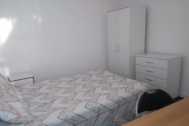 5 bed house, Francis Avenue, Southsea, Portsmouth, PO40HL - Image 6