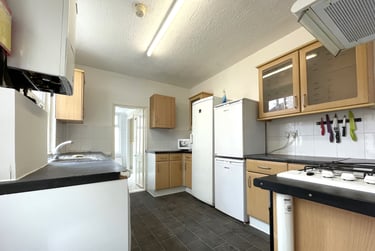 6 bed house, St Andrews Road, University of Portsmouth, Portsmouth, PO51EX - Image 3