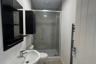 5 bed house, Newcome Road, Fratton, Portsmouth, PO15DR - Image 9