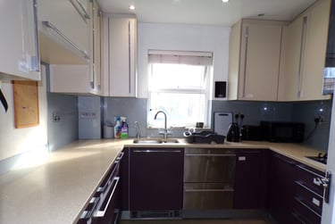 6 bed house, Burgoyne Road, Southsea, Portsmouth, PO52JJ - Image 2