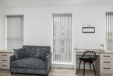 1 bed studio, North Hill, Plymouth, PL48ET - Image 15