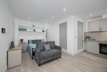 1 bed studio, North Hill, Plymouth, PL48ET - Image 1