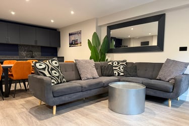 1 bed studio, North Hill, Plymouth, PL48ET - Image 14