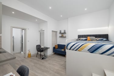 1 bed studio, North Hill, Plymouth, PL48ET - Image 1