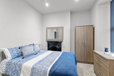 1 bed flat, Bedford Park Villas, North Hill, Plymouth, PL48HL - Image 1