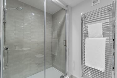 2 bed flat, Marlborough Road, North Hill, Plymouth, PL48LP - Image 11