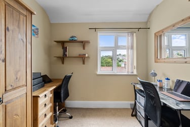 3 bed flat, Sefton Avenue, Laira, Plymouth, PL47HB - Image 7
