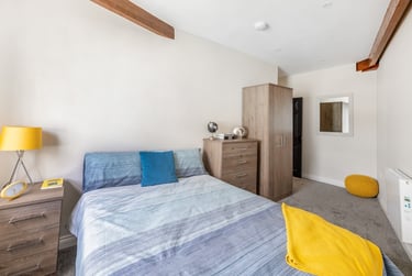 2 bed flat, Amity Place, North Hill, Plymouth, PL48JL - Image 9