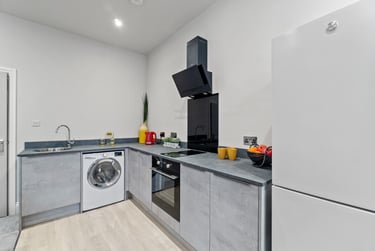 1 bed flat, Bedford Park Villas, North Hill, Plymouth, PL48HL - Image 2