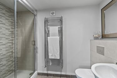 2 bed flat, Marlborough Road, North Hill, Plymouth, PL48LP - Image 4