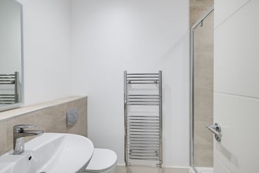 1 bed studio, North Hill, Plymouth, PL48ET - Image 11
