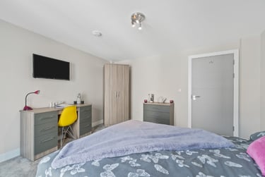 6 bed flat, Armada Street, North Hill, Plymouth, PL48LS - Image 3