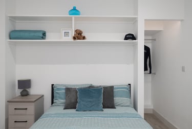 1 bed studio, North Hill, Plymouth, PL48ET - Image 4