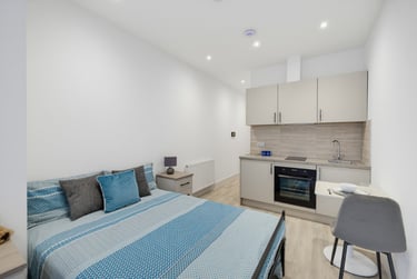 1 bed studio, North Hill, Plymouth, PL48ET - Image 4