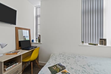 2 bed flat, North Hill, Plymouth, PL48ET - Image 6