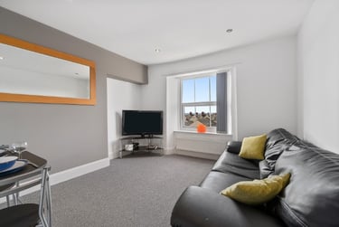 2 bed flat, Bedford Terrace, North Hill, Plymouth, PL48EY - Image 6