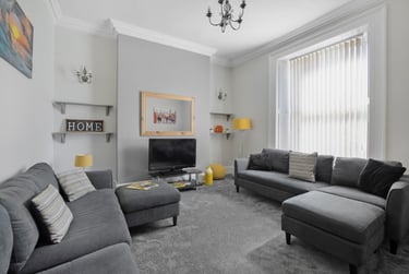 10 bed house, North Road East, Near university, Plymouth, PL46AH - Image 1