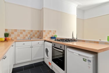 1 bed flat, Bedford Terrace, North Hill, Plymouth, PL48EY - Image 7