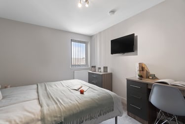 2 bed flat, Armada Street, North Hill, Plymouth, PL48LS - Image 9