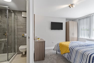 8 bed flat, Bedford Terrace, North Hill, Plymouth, PL48EY - Image 11