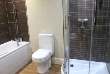 3 bed flat, Sefton Avenue, Laira, Plymouth, PL47HB - Image 3