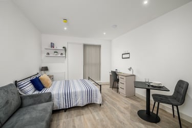 1 bed studio, North Hill, Plymouth, PL48ET - Image 7