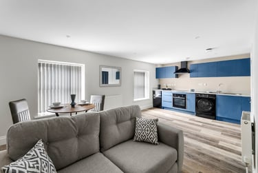 1 bed flat, North Hill, Greenbank, Plymouth, PL48JT - Image 1