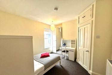 4 bed house, Cross Street (INCLUDES BILLS), Ashbourne rd area, Derby, DE223FZ - Image 6