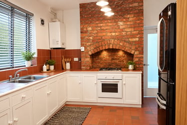 6 bed house, Carmoor Road, Chorlton on medlock, Manchester, M130EA - Image 1
