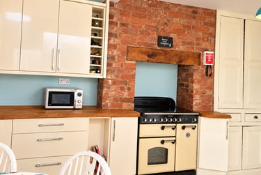 5 bed house, Danes Road, St Sidwells, Exeter, EX44LS - Image 2