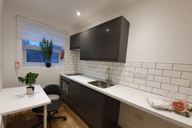 1 bed studio, Cowley Street, Darley, Derby, DE13SN - Image 5