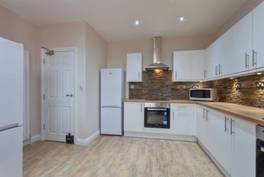 8 bed house, Uttoxeter New Road, California, Derby, DE223NL - Image 5