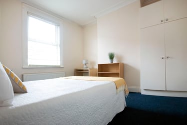 6 bed house, Marle Hill Road, Francis Close Hall, Cheltenham, GL504LN - Image 7