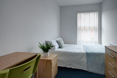 5 bed house, Swindon Road, St Pauls, Cheltenham, GL519HZ - Image 4
