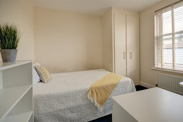 5 bed house, Marle Hill Road, Francis Close Hall, Cheltenham, GL504LN - Image 7