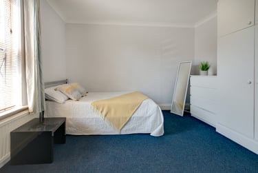 6 bed house, St. Pauls Street North, Francis Close Hall, Cheltenham, GL504AQ - Image 5