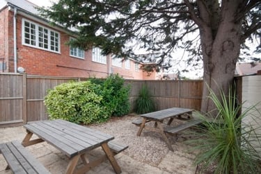 6 bed house, Swindon Road, St Pauls, Cheltenham, GL519HZ - Image 3