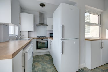 5 bed house, Marle Hill Road, Francis Close Hall, Cheltenham, GL504LN - Image 5