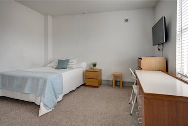 7 bed house, Swindon Road, St Pauls, Cheltenham, GL519HZ - Image 3
