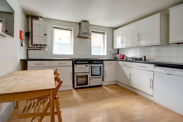 7 bed house, Swindon Road, St Pauls, Cheltenham, GL519HZ - Image 11
