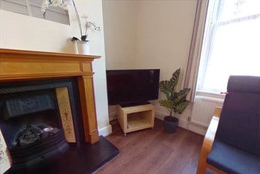 6 bed house, Springfield road, St james, Exeter, EX46JL - Image 2